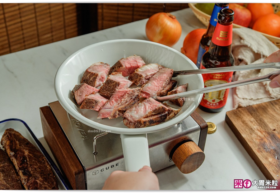 使用平底鍋乾煎牛小排-阿根廷式烤牛肉推薦