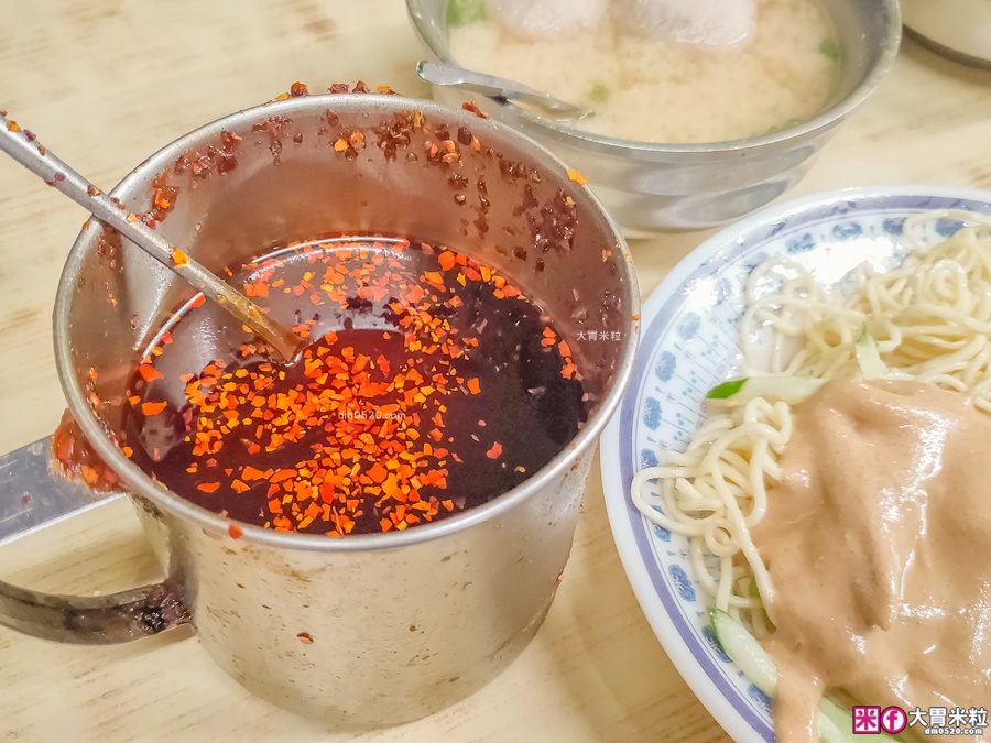 台北興安街美食│福德涼麵。夜貓子最愛宵夜～24小時營業的老字號涼麵，配上暖呼呼三合一味噌湯超飽足！捷運南京復興站美食,台北宵夜推薦,台北深夜食堂推薦,台北24小時美食,@大胃米粒DAVID+MILLY