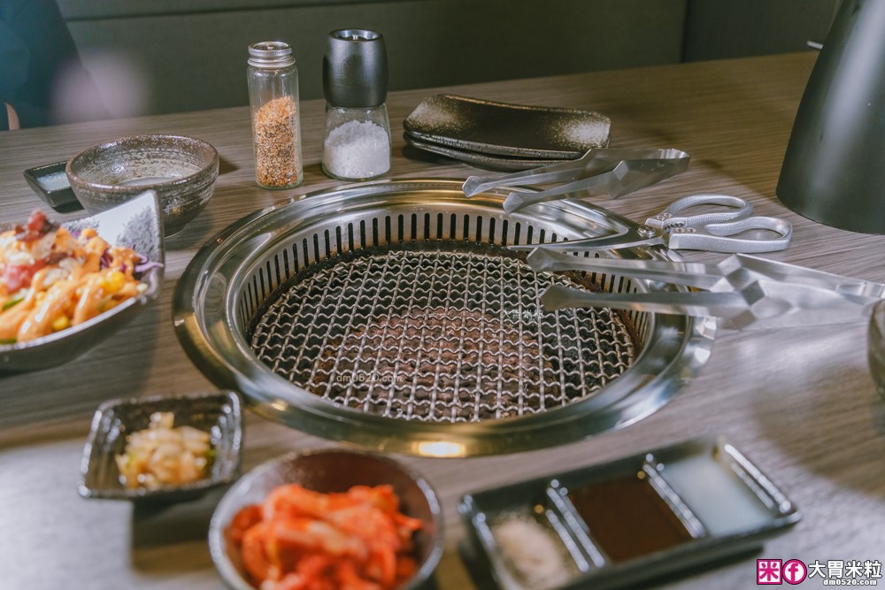 桃園高CP值燒肉套餐│川三上選燒肉桃園店(菜單)│連YT大胃王都讚不絕口的高CP值燒肉~聚餐推薦│一次品嚐日美澳和牛│桃園燒肉推薦│桃園烤肉聚餐推薦