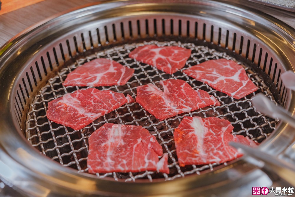 桃園高CP值燒肉套餐│川三上選燒肉桃園店(菜單)│連YT大胃王都讚不絕口的高CP值燒肉~聚餐推薦│一次品嚐日美澳和牛│桃園燒肉推薦│桃園烤肉聚餐推薦