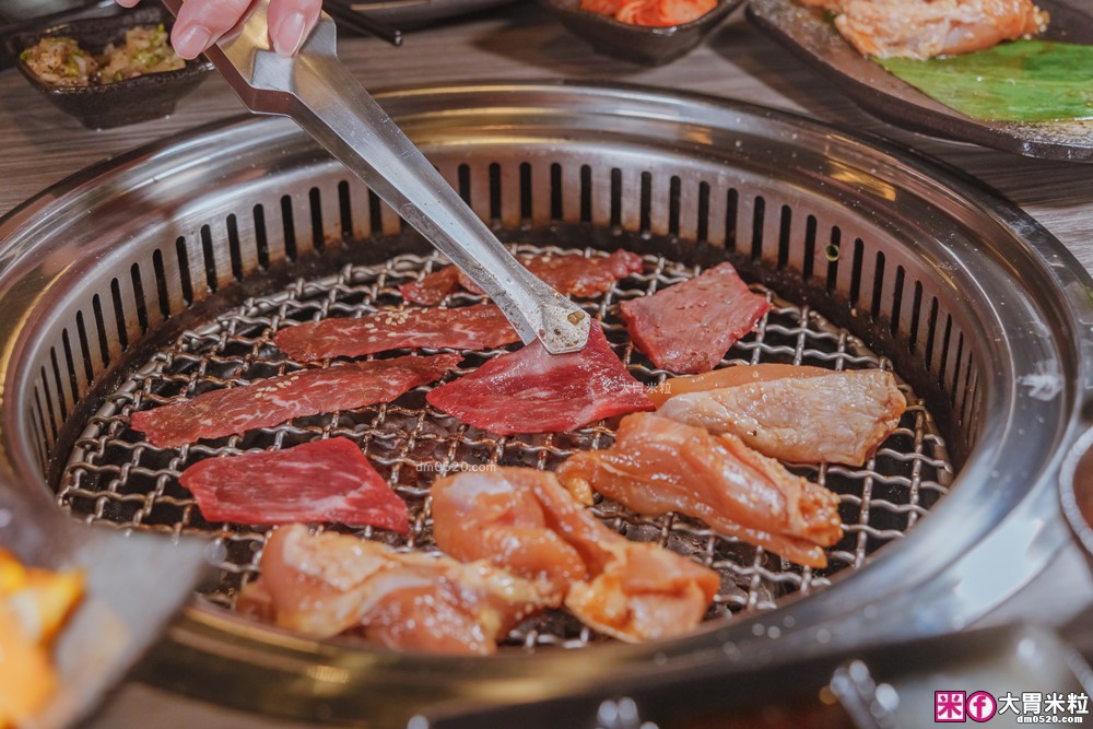 桃園高CP值燒肉套餐│川三上選燒肉桃園店(菜單)│連YT大胃王都讚不絕口的高CP值燒肉~聚餐推薦│一次品嚐日美澳和牛│桃園燒肉推薦│桃園烤肉聚餐推薦