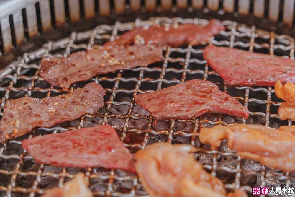 桃園高CP值燒肉套餐│川三上選燒肉桃園店(菜單)│連YT大胃王都讚不絕口的高CP值燒肉~聚餐推薦│一次品嚐日美澳和牛│桃園燒肉推薦│桃園烤肉聚餐推薦