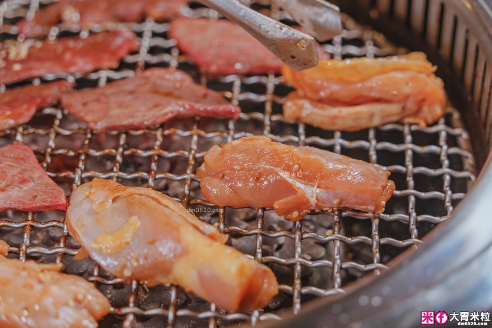 桃園高CP值燒肉套餐│川三上選燒肉桃園店(菜單)│連YT大胃王都讚不絕口的高CP值燒肉~聚餐推薦│一次品嚐日美澳和牛│桃園燒肉推薦│桃園烤肉聚餐推薦