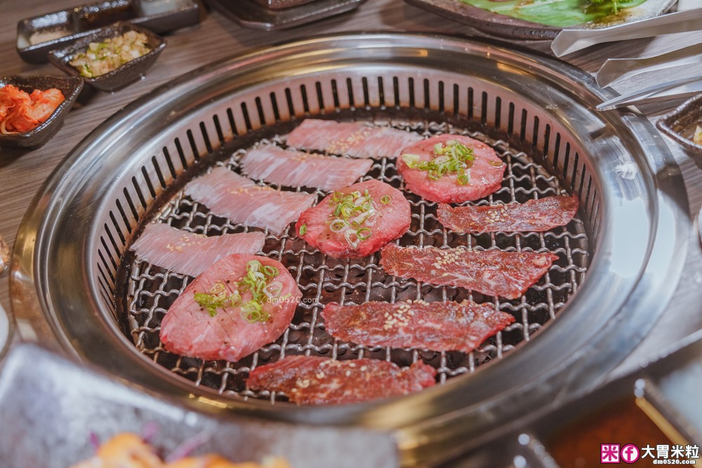 桃園高CP值燒肉套餐│川三上選燒肉桃園店(菜單)│連YT大胃王都讚不絕口的高CP值燒肉~聚餐推薦│一次品嚐日美澳和牛│桃園燒肉推薦│桃園烤肉聚餐推薦