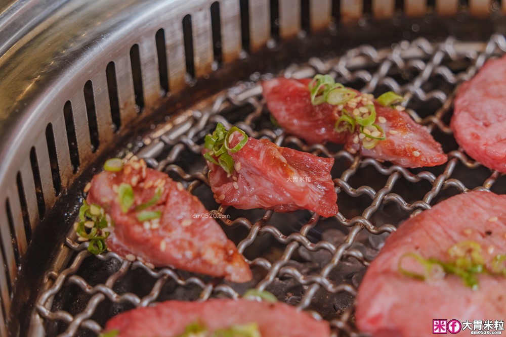 桃園高CP值燒肉套餐│川三上選燒肉桃園店(菜單)│連YT大胃王都讚不絕口的高CP值燒肉~聚餐推薦│一次品嚐日美澳和牛│桃園燒肉推薦│桃園烤肉聚餐推薦