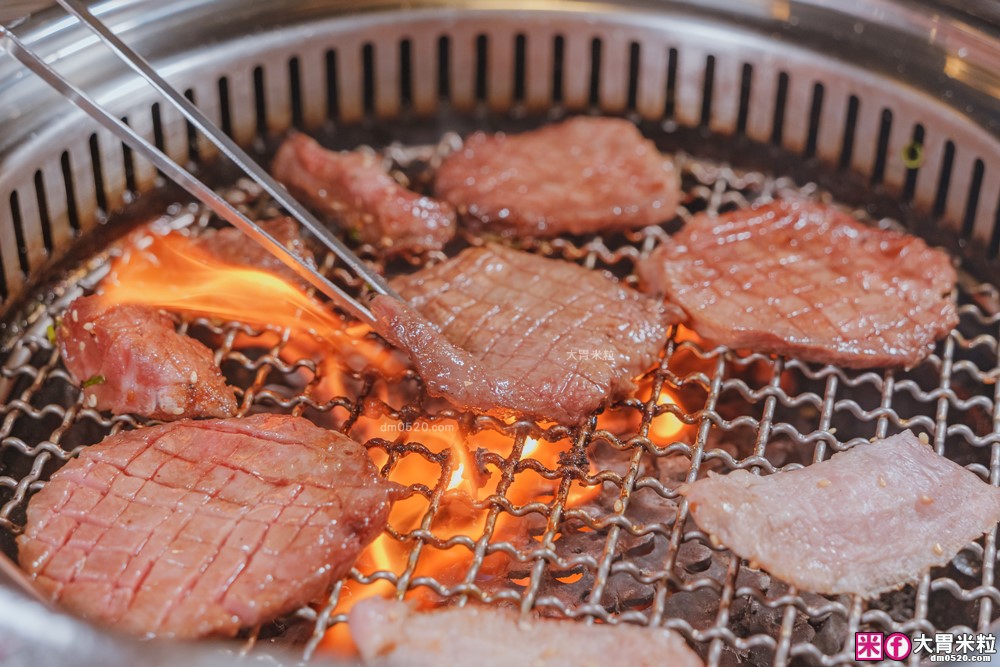 桃園高CP值燒肉套餐│川三上選燒肉桃園店(菜單)│連YT大胃王都讚不絕口的高CP值燒肉~聚餐推薦│一次品嚐日美澳和牛│桃園燒肉推薦│桃園烤肉聚餐推薦