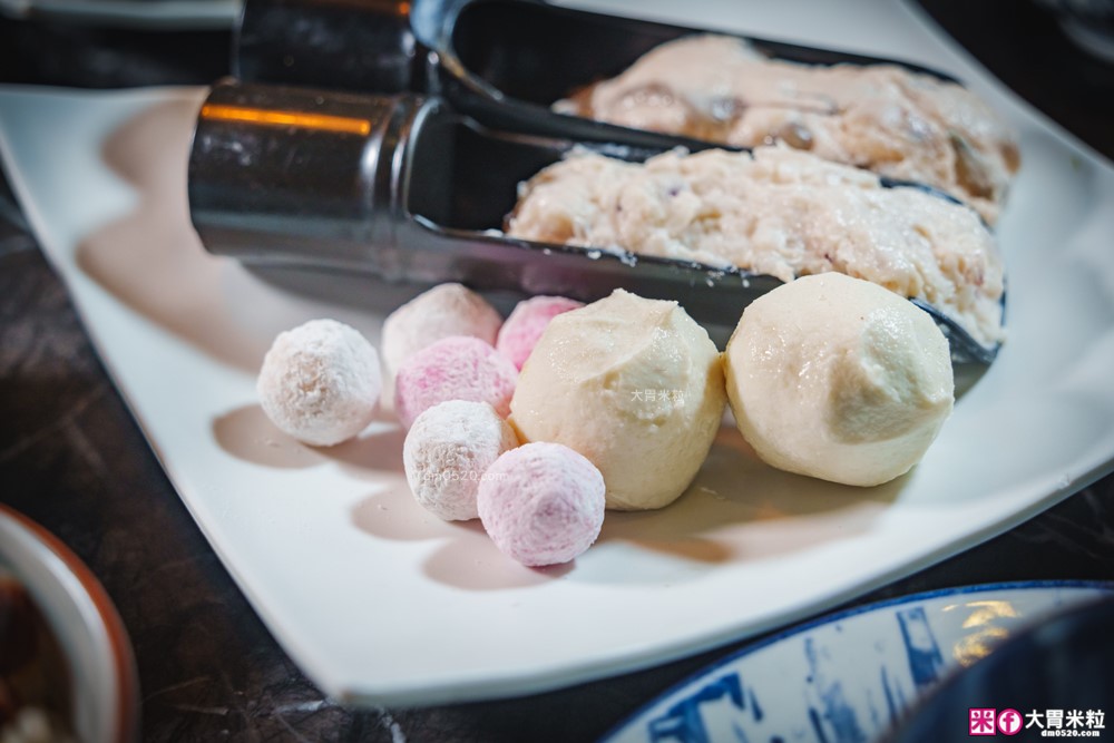 全台首創魷魚螺肉蒜湯火鍋吃到飽│石撈麻辣鴛鴦鍋(菜單)│現切牛小排+鮮蚵+獨家火鍋料通通698元無限吃│台北麻辣鍋吃到飽推薦│松江南京站火鍋推薦