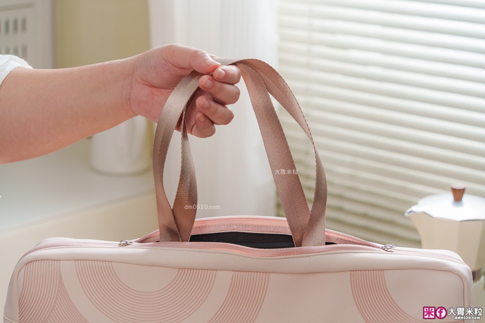 秋冬飯菜永遠熱呼呼！開箱實測「imami 暖食樂PRO」第二代雙效智能加熱飯菜保溫板│不挑器皿保溫+黑晶電陶爐加熱～一板多用