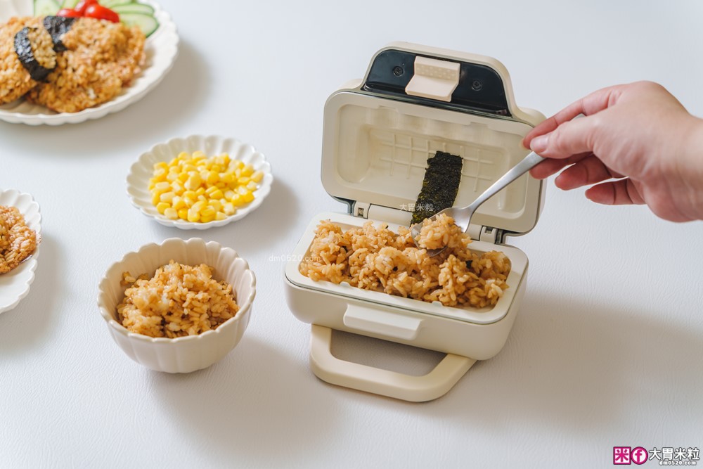 早餐新革命「MATURE美萃 MINI食光陶瓷熱壓機」開箱｜忙碌上班族省時救星，一片吐司也能玩出百變花樣