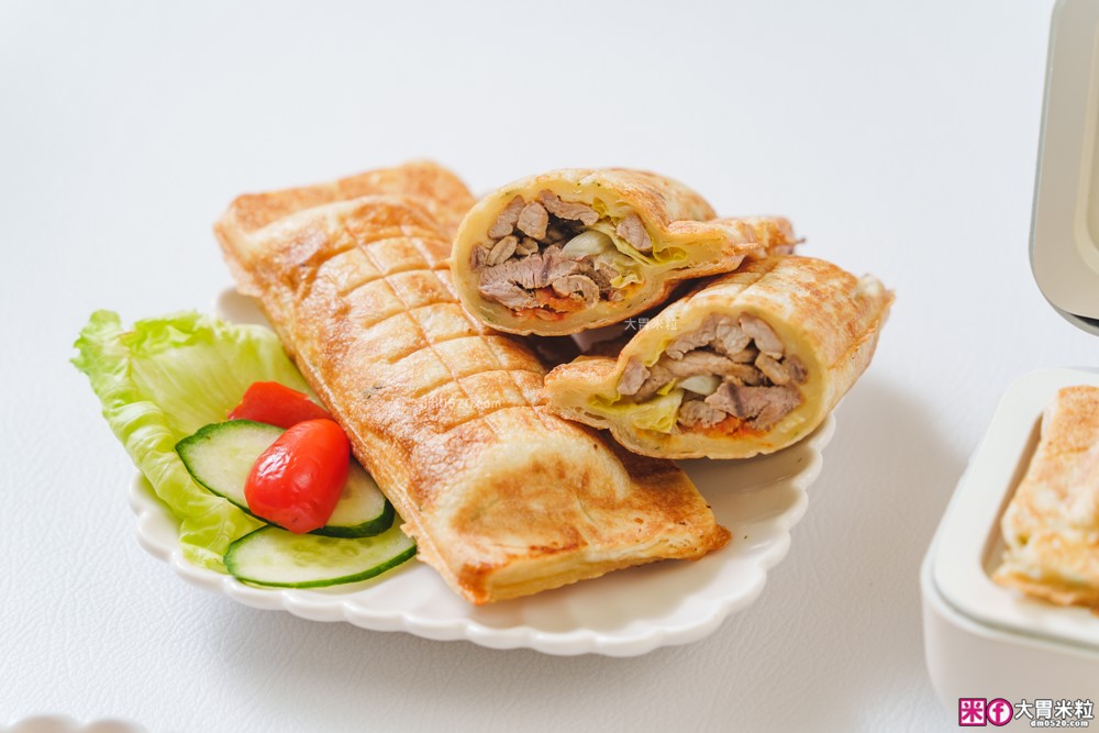 早餐新革命「MATURE美萃 MINI食光陶瓷熱壓機」開箱｜忙碌上班族省時救星，一片吐司也能玩出百變花樣