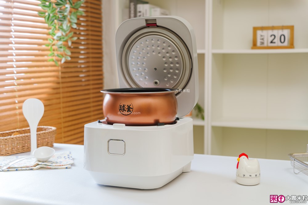 開箱】Tefal 特福 IH 熱旋球釜電子鍋6人份｜一鍋煮飯、燉湯、蒸炊、煮粥樣樣來！懶人料理也能端出職人級水準│iCook愛料理市集-廚具開箱(三一)