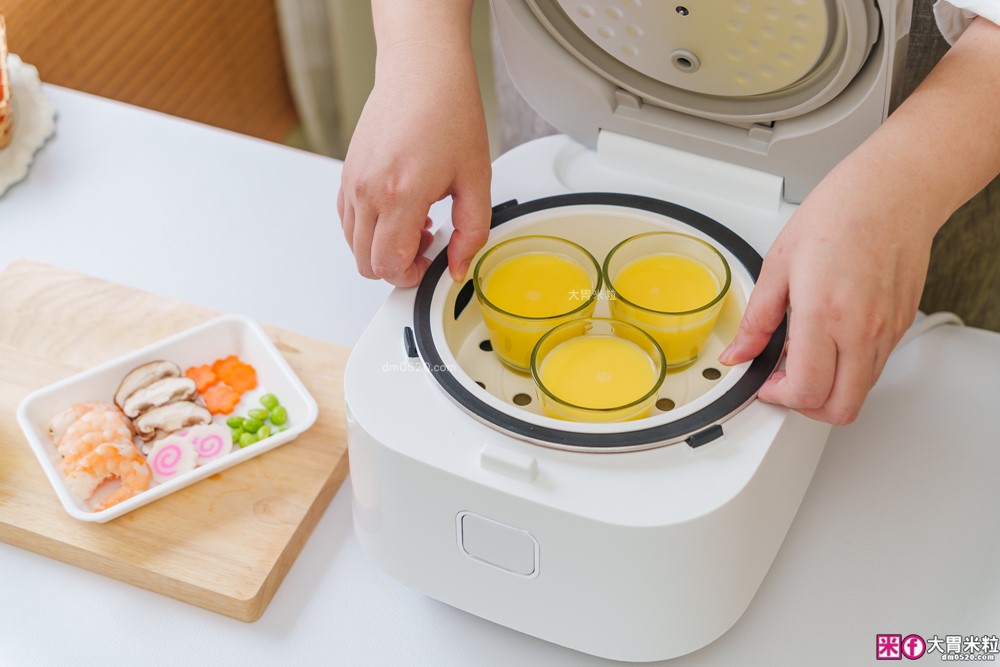 開箱】Tefal 特福 IH 熱旋球釜電子鍋6人份｜一鍋煮飯、燉湯、蒸炊、煮粥樣樣來！懶人料理也能端出職人級水準│iCook愛料理市集-廚具開箱(三一)