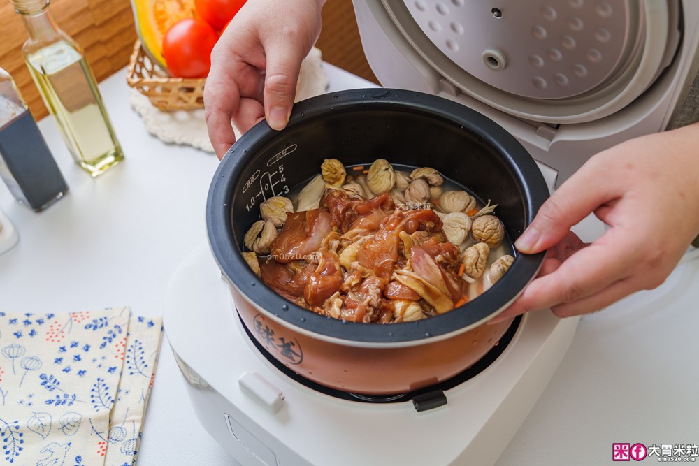 開箱】Tefal 特福 IH 熱旋球釜電子鍋6人份｜一鍋煮飯、燉湯、蒸炊、煮粥樣樣來！懶人料理也能端出職人級水準│iCook愛料理市集-廚具開箱(三一)