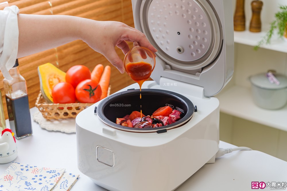 開箱】Tefal 特福 IH 熱旋球釜電子鍋6人份｜一鍋煮飯、燉湯、蒸炊、煮粥樣樣來！懶人料理也能端出職人級水準│iCook愛料理市集-廚具開箱(三一)