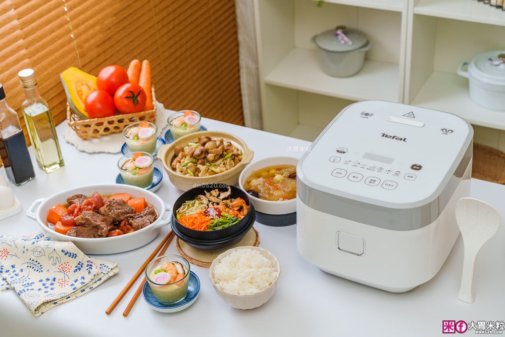 開箱】Tefal 特福 IH 熱旋球釜電子鍋6人份｜一鍋煮飯、燉湯、蒸炊、煮粥樣樣來！懶人料理也能端出職人級水準│iCook愛料理市集-廚具開箱(三一)