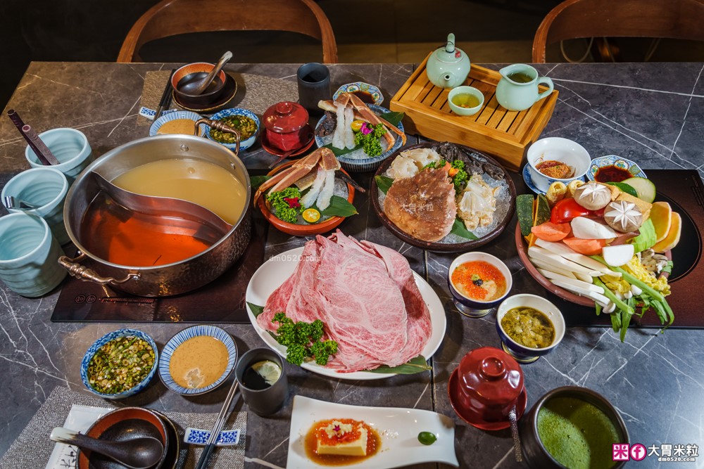 火鍋界愛馬仕推出松葉蟹套餐囉│二本松涮涮屋(菜單)│大啖松葉蟹五吃~桌邊服務全程免動手│台北大安區美食推薦