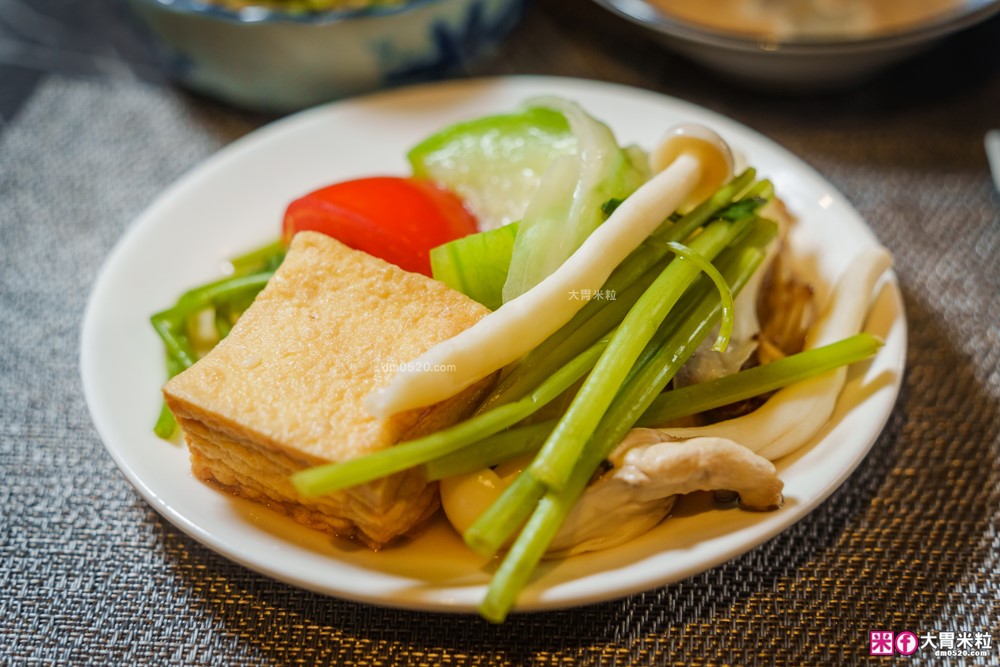 火鍋界愛馬仕推出松葉蟹套餐囉│二本松涮涮屋(菜單)│大啖松葉蟹五吃~桌邊服務全程免動手│台北大安區美食推薦 火鍋界愛馬仕推出松葉蟹套餐囉│二本松涮涮屋(菜單)│大啖松葉蟹五吃~桌邊服務全程免動手│台北大安區美食推薦