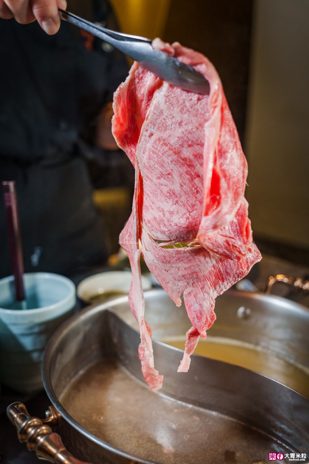 火鍋界愛馬仕推出松葉蟹套餐囉│二本松涮涮屋(菜單)│大啖松葉蟹五吃~桌邊服務全程免動手│台北大安區美食推薦