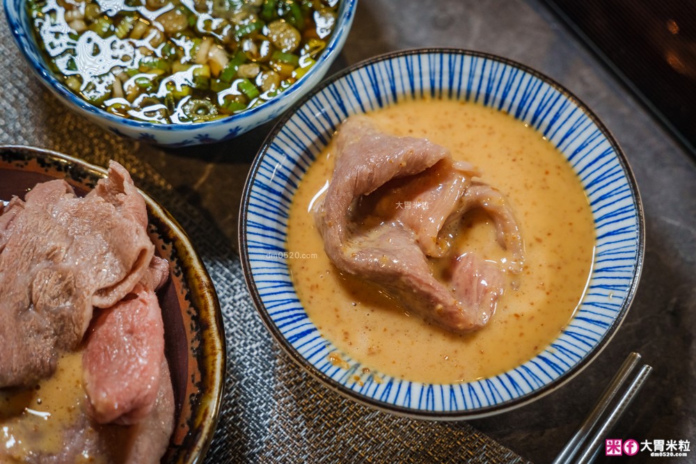 火鍋界愛馬仕推出松葉蟹套餐囉│二本松涮涮屋(菜單)│大啖松葉蟹五吃~桌邊服務全程免動手│台北大安區美食推薦