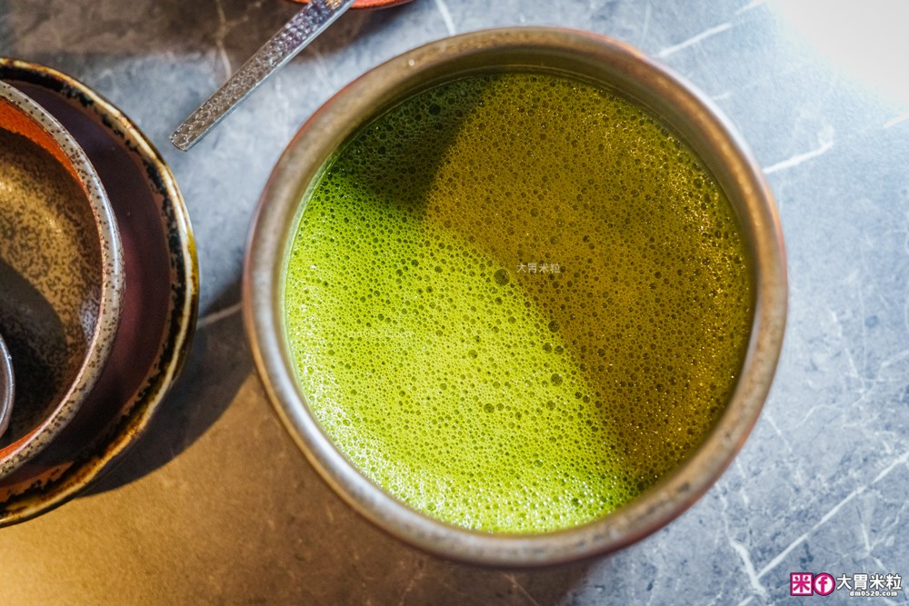 火鍋界愛馬仕推出松葉蟹套餐囉│二本松涮涮屋(菜單)│大啖松葉蟹五吃~桌邊服務全程免動手│台北大安區美食推薦