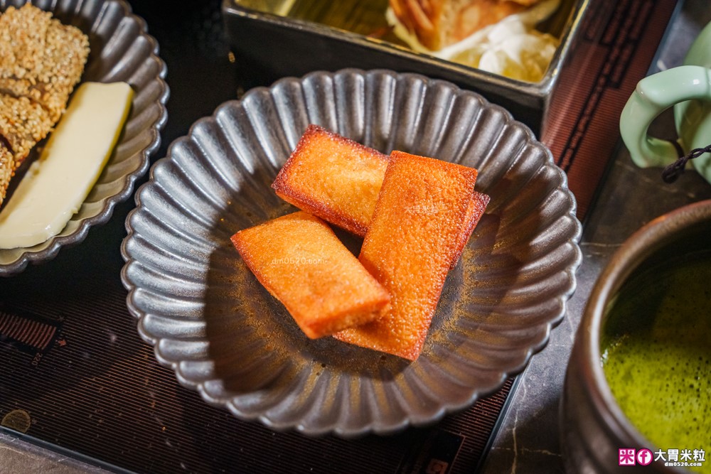 火鍋界愛馬仕推出松葉蟹套餐囉│二本松涮涮屋(菜單)│大啖松葉蟹五吃~桌邊服務全程免動手│台北大安區美食推薦