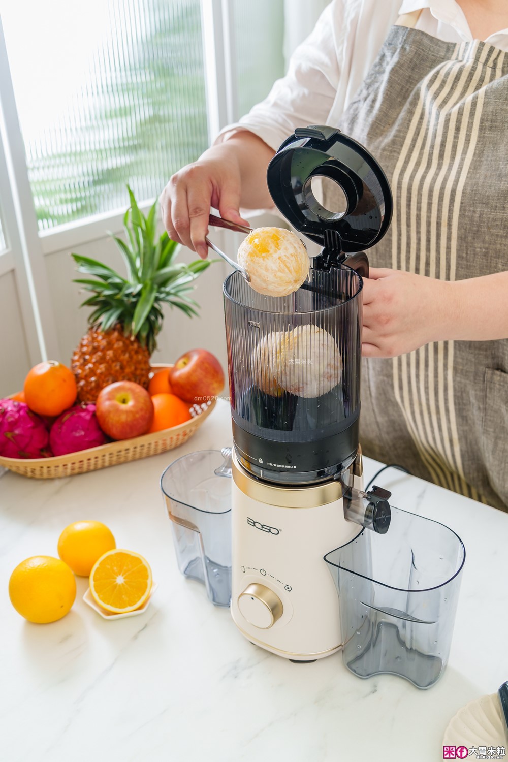 整顆蘋果直接榨【BOSO 鮮萃纖Max 超大口徑冷壓慢磨果汁機旗艦款】創新慢磨技術、99.6％純汁率、果汁到冰沙一站式搞定！