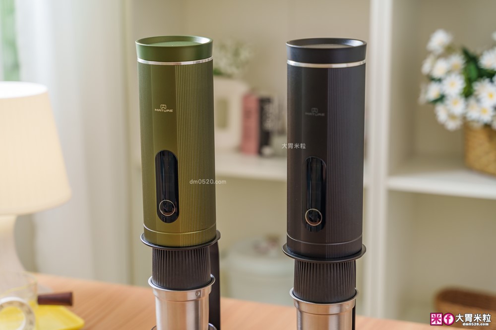 露營旅行必備移動式咖啡館｜MATURE GoBrew 行野全自動咖啡機｜煮水研磨沖煮一機搞定｜ 旅行咖啡神器｜隨身咖啡機推薦