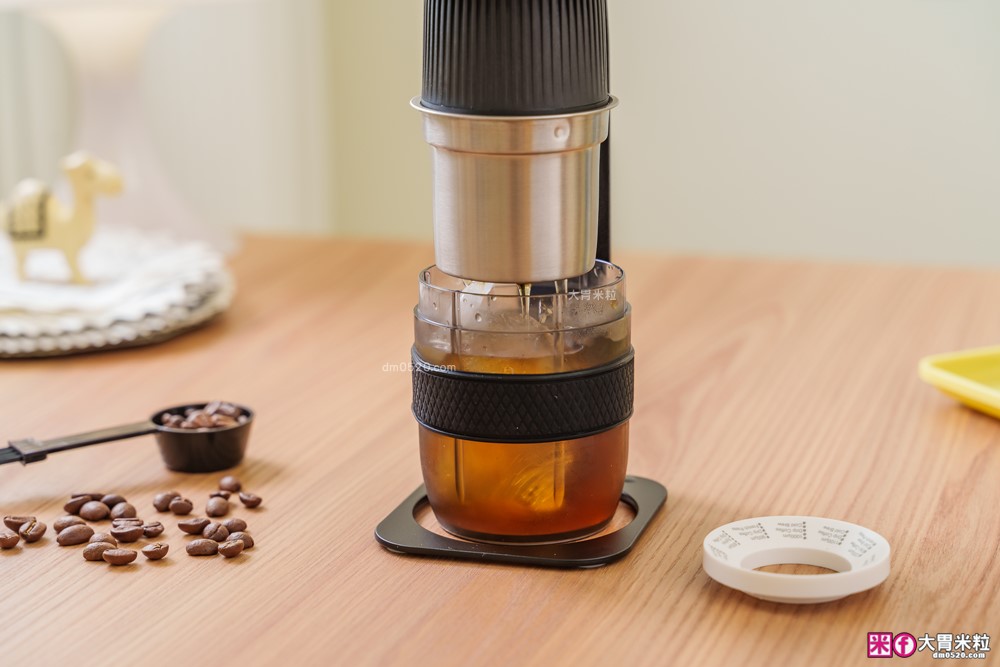 露營旅行必備移動式咖啡館｜MATURE GoBrew 行野全自動咖啡機｜煮水研磨沖煮一機搞定｜ 旅行咖啡神器｜隨身咖啡機推薦