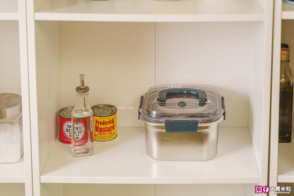 不鏽鋼保鮮盒萬用鍋推薦「Pierre Cardin 保鮮煮義鍋」蒸煮炸烤+保鮮全搞定│可拆卸手把~家用露營折疊鍋推薦│iCook愛料理市集-廚具開箱(32)