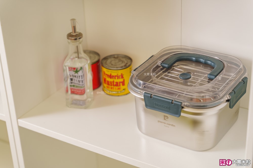 不鏽鋼保鮮盒萬用鍋推薦「Pierre Cardin 保鮮煮義鍋」蒸煮炸烤+保鮮全搞定│可拆卸手把~家用露營折疊鍋推薦│iCook愛料理市集-廚具開箱(32)