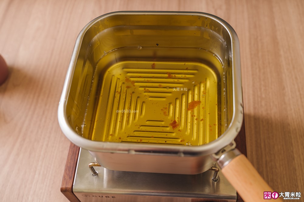 不鏽鋼保鮮盒萬用鍋推薦「Pierre Cardin 保鮮煮義鍋」蒸煮炸烤+保鮮全搞定│可拆卸手把~家用露營折疊鍋推薦│iCook愛料理市集-廚具開箱(32)