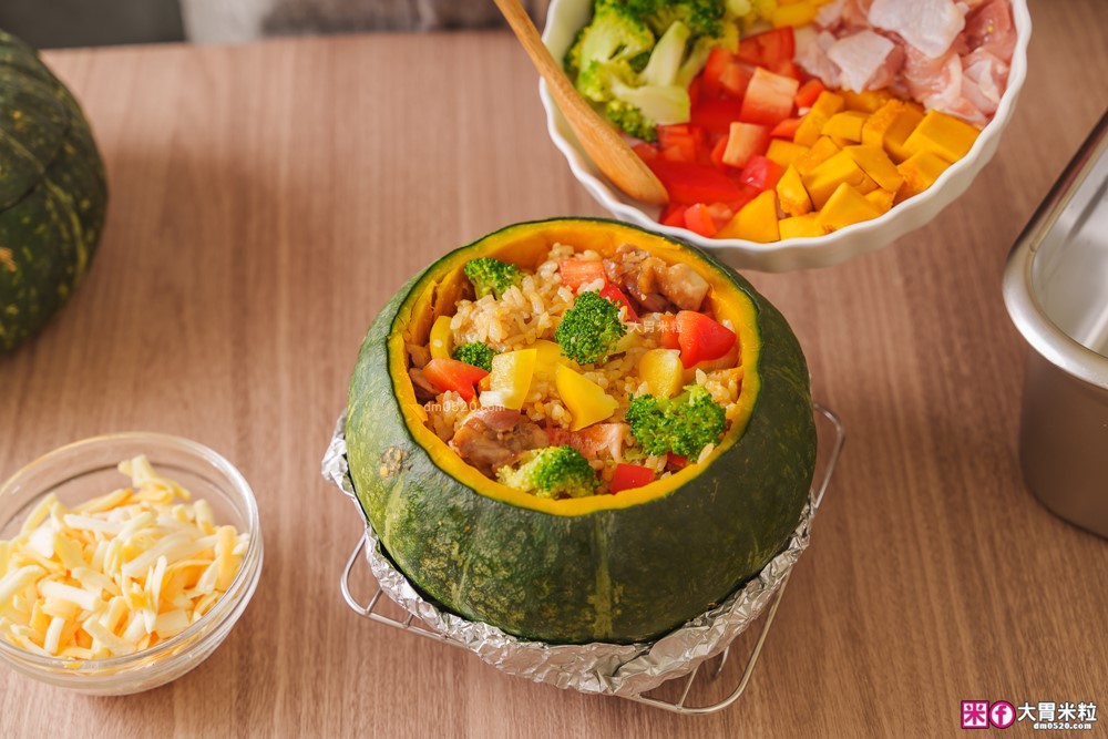 不鏽鋼保鮮盒萬用鍋推薦「Pierre Cardin 保鮮煮義鍋」蒸煮炸烤+保鮮全搞定│可拆卸手把~家用露營折疊鍋推薦│iCook愛料理市集-廚具開箱(32)