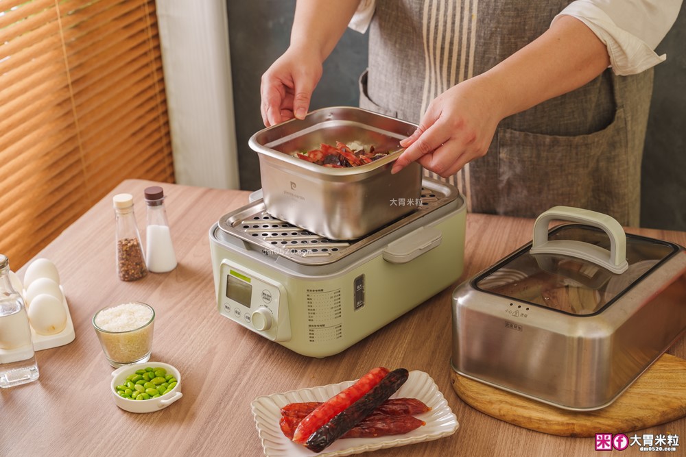 不鏽鋼保鮮盒萬用鍋推薦「Pierre Cardin 保鮮煮義鍋」蒸煮炸烤+保鮮全搞定│可拆卸手把~家用露營折疊鍋推薦│iCook愛料理市集-廚具開箱(32)