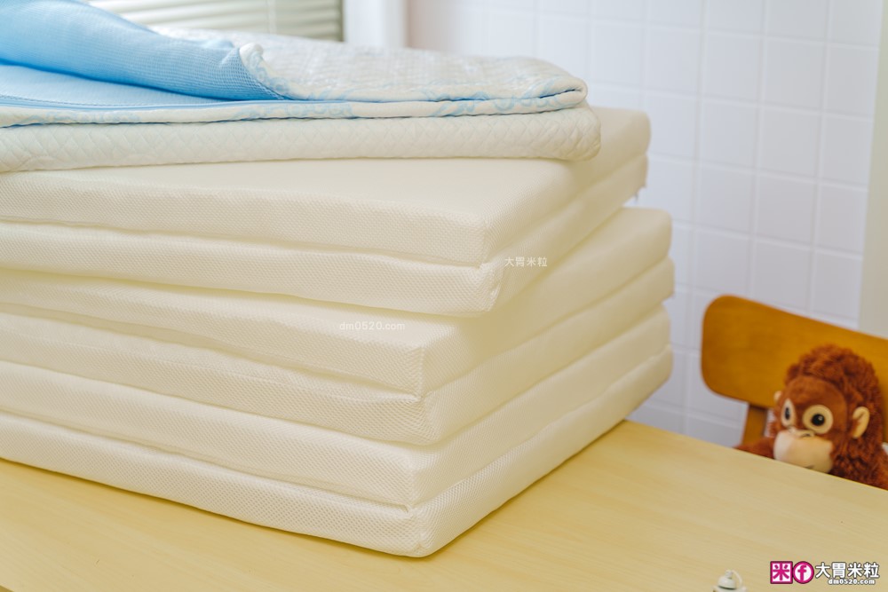 一覺進入宇宙太空「Ez.sleep 舒眠博士 太空懸浮床墊+太空懸浮枕+翡翠極凍被」4D高分子透氣纖維+涼感永凍紗表布~天天都想躺平