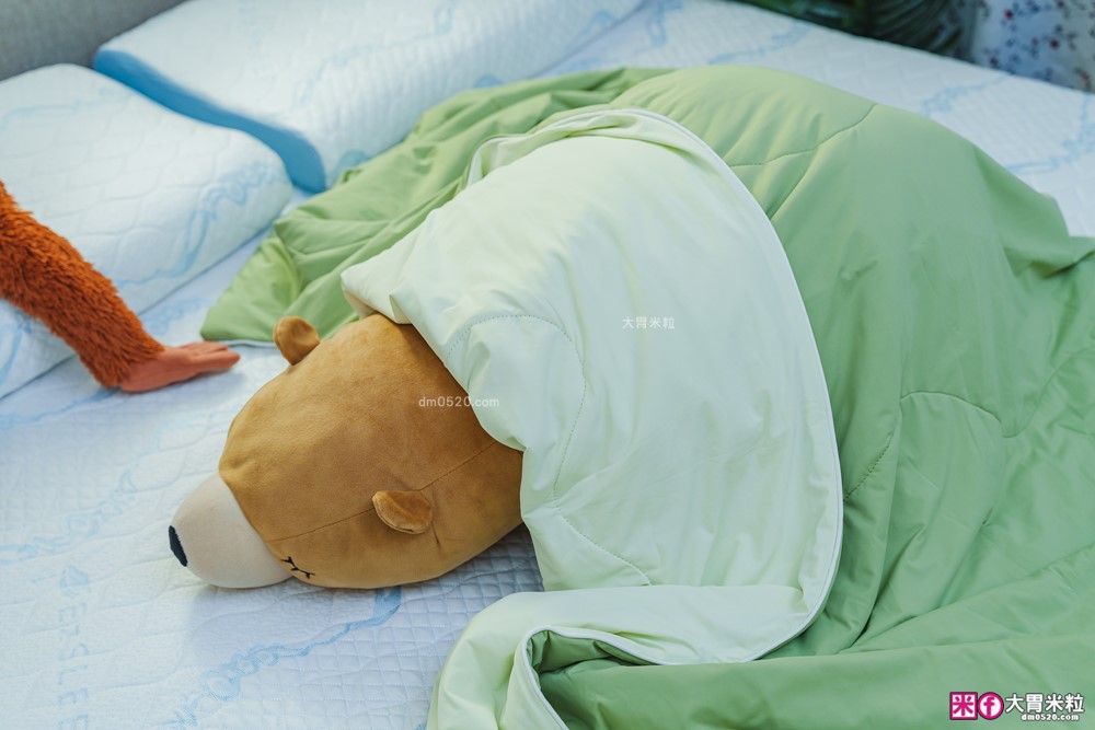 一覺進入宇宙太空「Ez.sleep 舒眠博士 太空懸浮床墊+太空懸浮枕+翡翠極凍被」4D高分子透氣纖維+涼感永凍紗表布~天天都想躺平