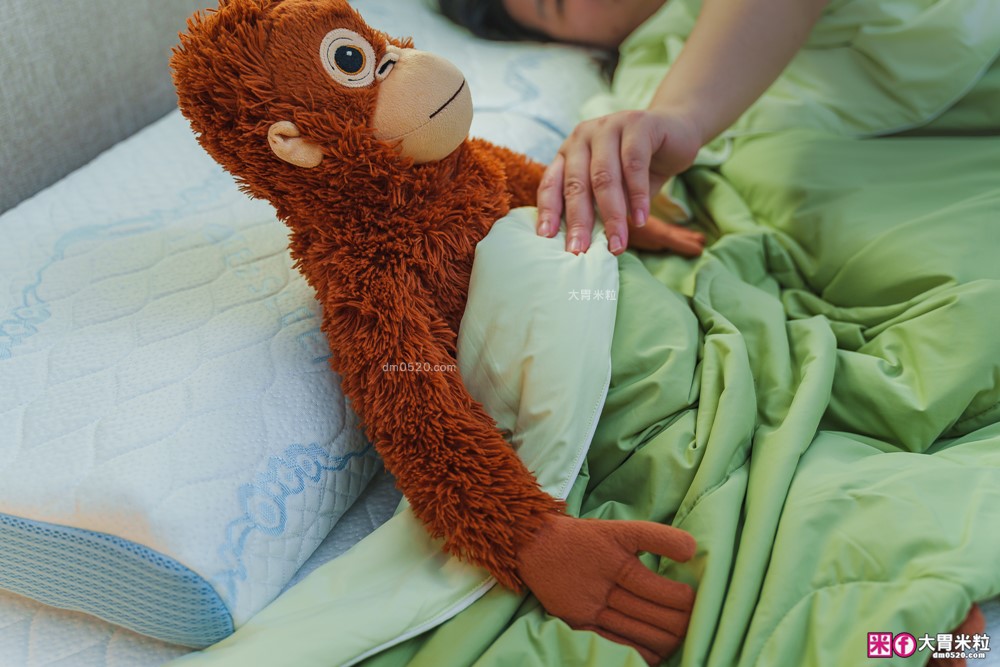 一覺進入宇宙太空「Ez.sleep 舒眠博士 太空懸浮床墊+太空懸浮枕+翡翠極凍被」4D高分子透氣纖維+涼感永凍紗表布~天天都想躺平