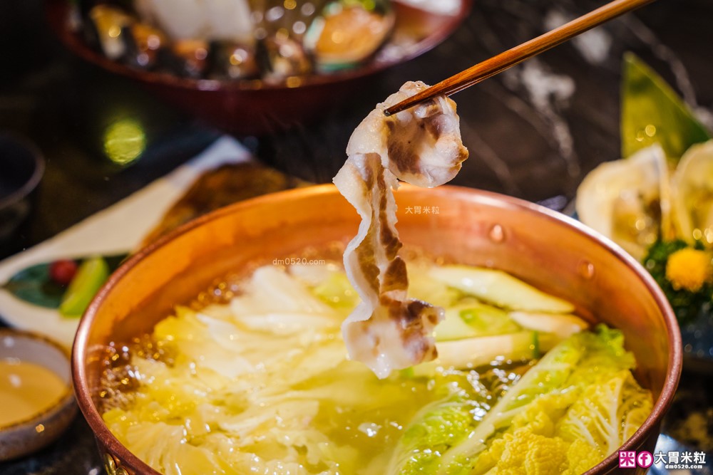 台北米其林火鍋推薦「文華精品 但馬家涮涮鍋」超值午間雙人套餐6折就能開吃，打卡加送澎湖牡蠣(平日限定)