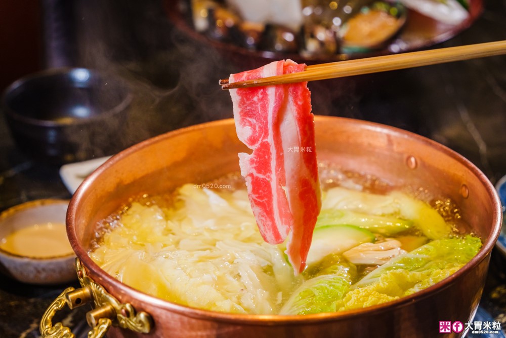 台北米其林火鍋推薦「文華精品 但馬家涮涮鍋」超值午間雙人套餐6折就能開吃，打卡加送澎湖牡蠣(平日限定)