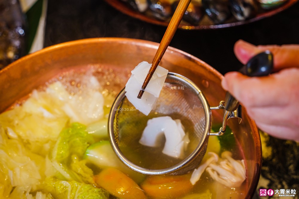 台北米其林火鍋推薦「文華精品 但馬家涮涮鍋」超值午間雙人套餐6折就能開吃，打卡加送澎湖牡蠣(平日限定)