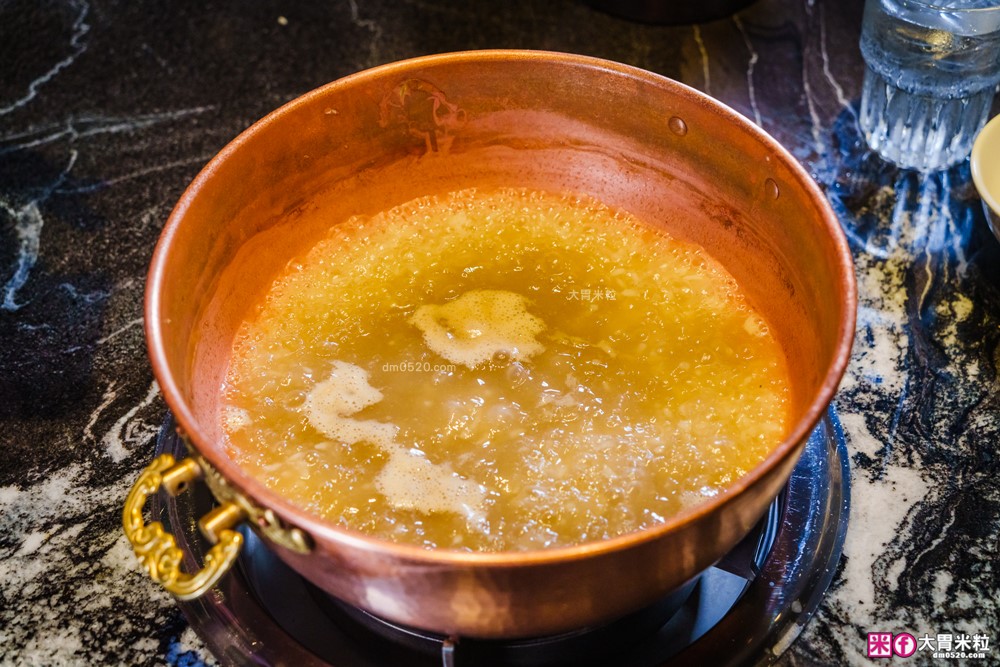 台北米其林火鍋推薦「文華精品 但馬家涮涮鍋」超值午間雙人套餐6折就能開吃，打卡加送澎湖牡蠣(平日限定)