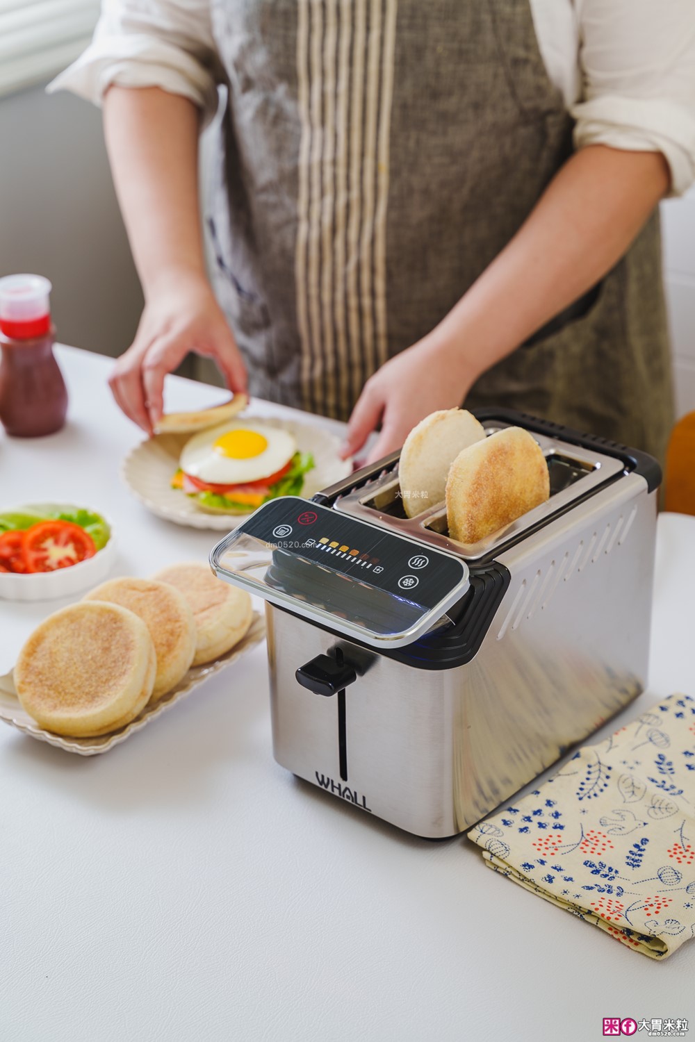 可頌貝果鬆餅都能烤「美國 Whall極致酥脆烤麵包機」全台唯一觸控烤麵包機│11段烤色+A4體積卻藏著大魔王實力