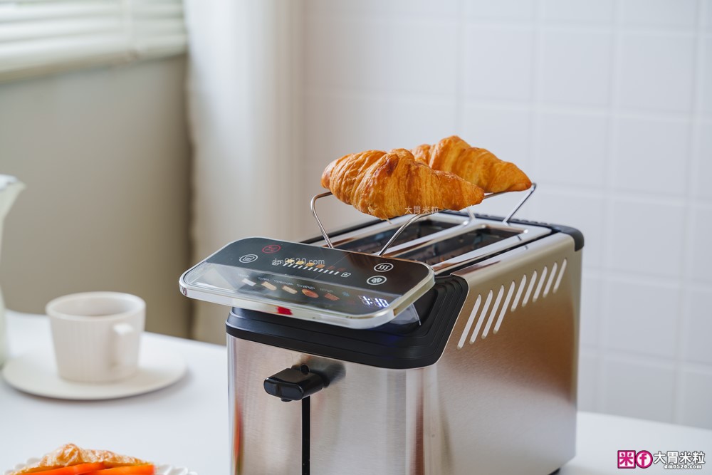 可頌貝果鬆餅都能烤「美國 Whall極致酥脆烤麵包機」全台唯一觸控烤麵包機│11段烤色+A4體積卻藏著大魔王實力 可頌貝果鬆餅都能烤「美國 Whall極致酥脆烤麵包機」全台唯一觸控烤麵包機│11段烤色+A4體積卻藏著大魔王實力