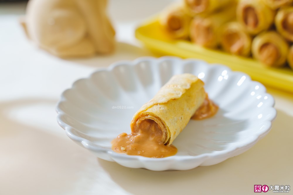 台中中秋禮盒開箱「Kris克里酥 花生+肉鬆爆餡蛋捲禮盒」酥脆爆漿~滿嘴蛋香一次滿足│宅配團購蛋捲推薦│中秋禮盒推薦2025