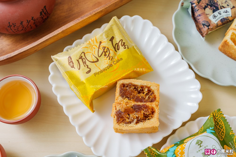 2025中秋禮盒推薦│momo賞星鮮【大富翁名店鳳梨酥12入禮盒】全台 12 家夢幻鳳梨酥一次收服(吳寶春、俊美、手信坊、陳允寶泉)