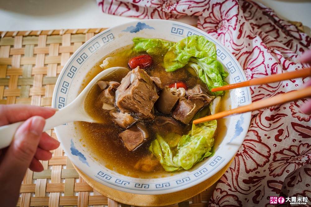 上班族必囤！基隆廟口「百年吳家」冷凍漢方養生湯-藥燉排骨+麻油雞+羊肉爐~宅配到府，加熱即食！
