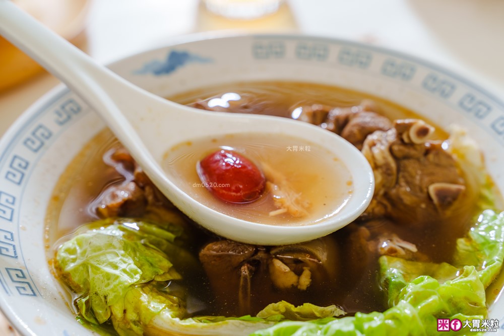 上班族必囤！基隆廟口「百年吳家」冷凍漢方養生湯-藥燉排骨+麻油雞+羊肉爐~宅配到府，加熱即食！