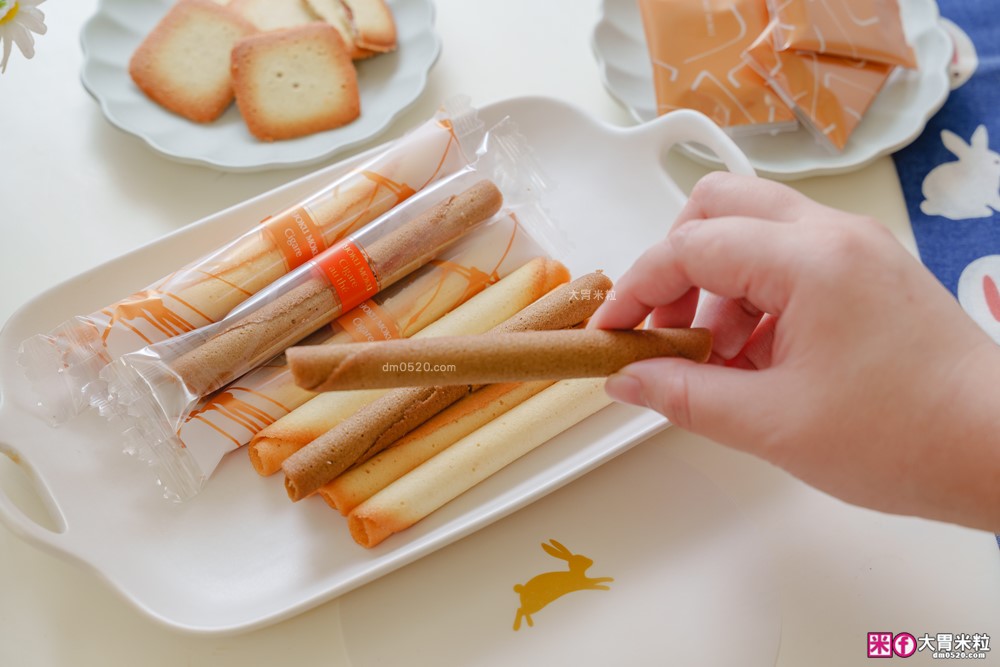 日本東京伴手禮「YOKU MOKU 金秋綜合禮盒」海外限定紅茶雪茄蛋捲+原味款~日本買不到│2025中秋禮盒推薦