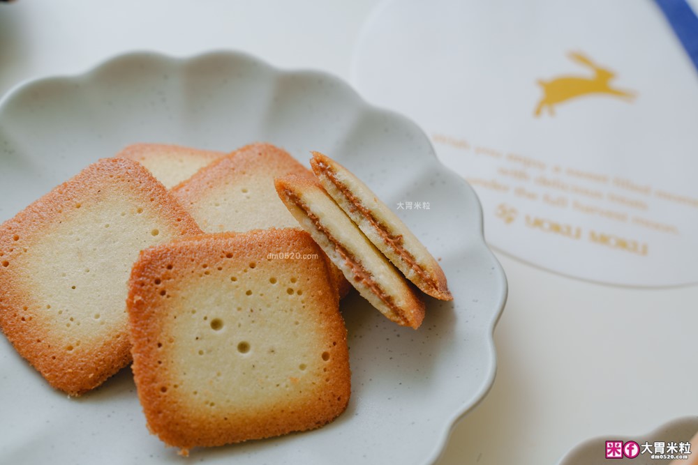 日本東京伴手禮「YOKU MOKU 金秋綜合禮盒」海外限定紅茶雪茄蛋捲+原味款~日本買不到│2025中秋禮盒推薦