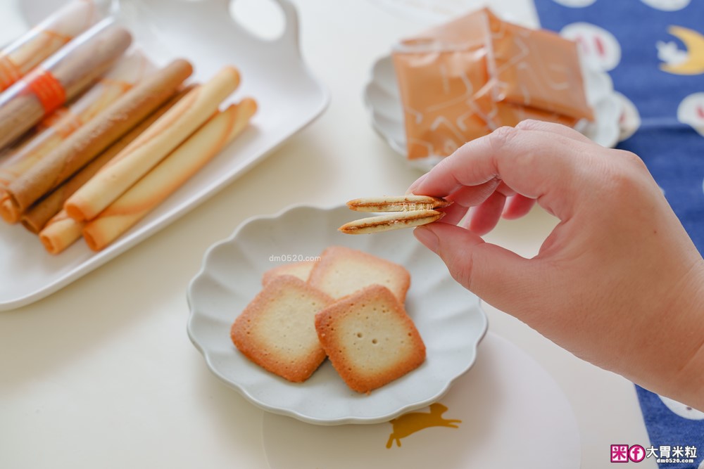 日本東京伴手禮「YOKU MOKU 金秋綜合禮盒」海外限定紅茶雪茄蛋捲+原味款~日本買不到│2025中秋禮盒推薦