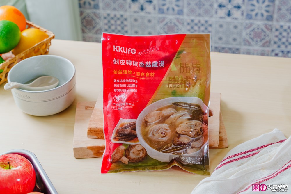 加熱5分鐘環遊世界「KKLife 冷凍料理包開箱」日式牛肉咖哩/法式紅酒燉牛肉/印度奶油咖哩，宅家吃異國料理超簡單